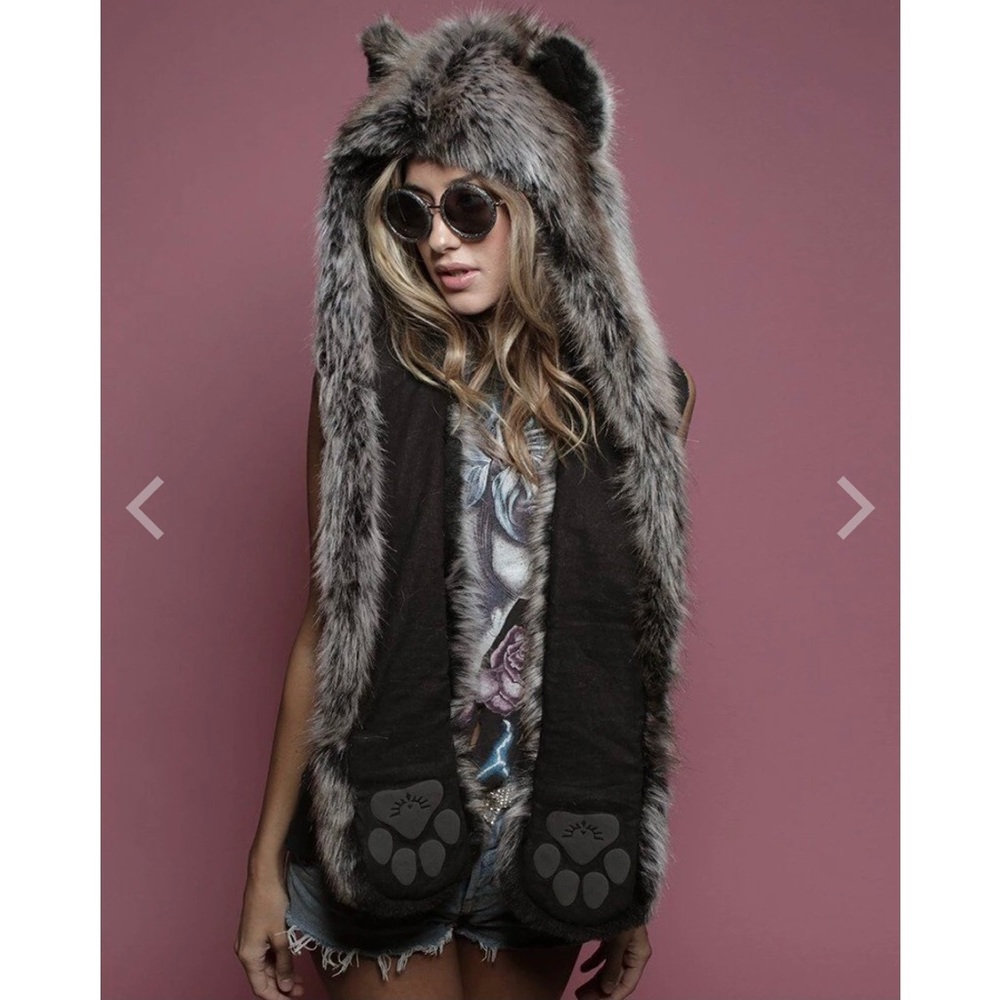 Grey Wolf Spirithood